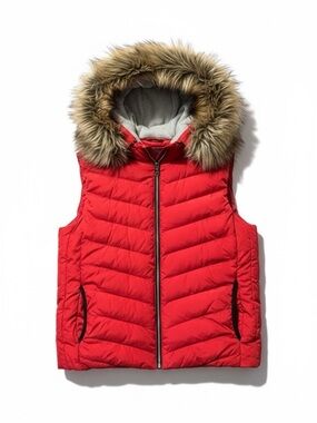 GAP Red Winter Warmth Outdoor Edition Vest – Size Large